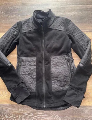 Lululemon Fleecy Keen Jacket III Black Size 6 thumbnail 1