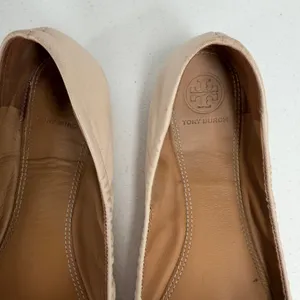 Tory Burch Minnie Womens 8.5 Cap Toe Logo Beige Gold Ballet Flat Slip On Shoe thumbnail 6