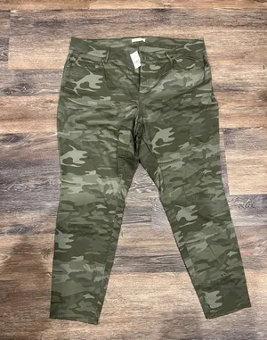 Cropped Pants thumbnail 1