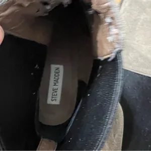 Steve Madden GRROUPlE Taupe Suede Chelsea Boots thumbnail 7