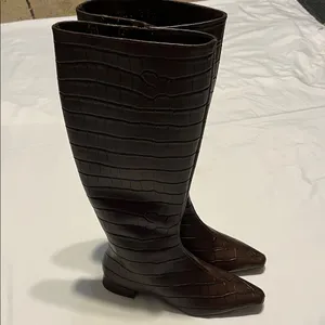 Gianni Bini Brown Croc-Embossed Heeled Boots thumbnail 5