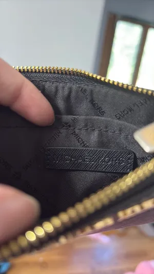 Michael Kors Wallet Wristlet thumbnail 6