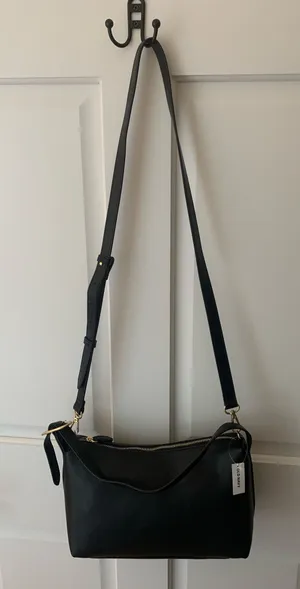 Black Old Navy Purse thumbnail 1