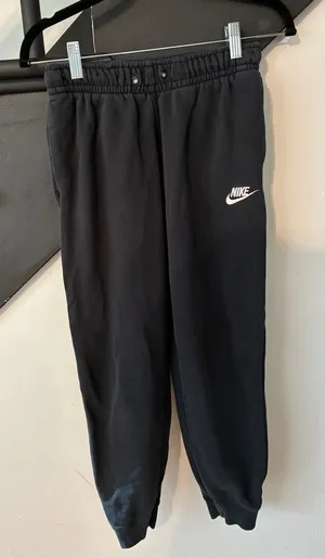 Nike sweatpants thumbnail 1