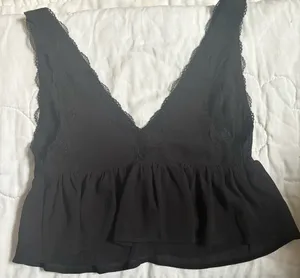 Garage Black Tank Top Cropped Lace thumbnail 3