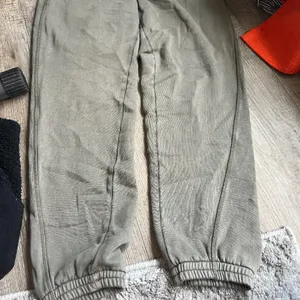 Aerie medium lounge pants‎ thumbnail 2