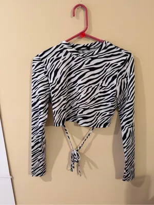 SHEIN Black & White Zebra-Print Wrap Tie Crop Top thumbnail 2