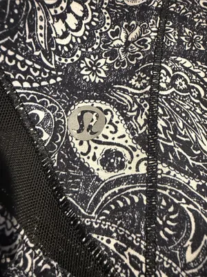 Lululemon hotty hot size 8 thumbnail 3