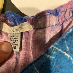 Ecote Colorful Tie-Dye Sleeveless Women’s Top Sz M thumbnail 2