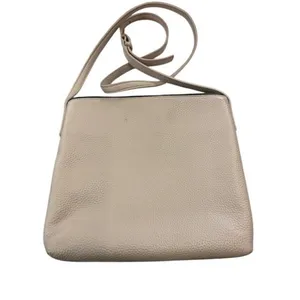 Kate Spade New York WKRU4073 Warm Taupe Pebbled Leather Crossbody Bag‎ Tassel thumbnail 2