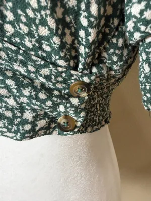 American Eagle Puff Sleeve Green Floral Print Wrap Top Size XS thumbnail 2