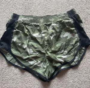 PINK Camo Shorts Victoria's Secret thumbnail 1