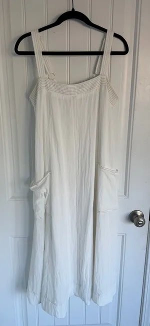 Boutique Dress Midi White thumbnail 1