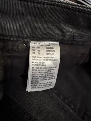 American Eagle Jeans Black Ripped Mom Straight thumbnail 3