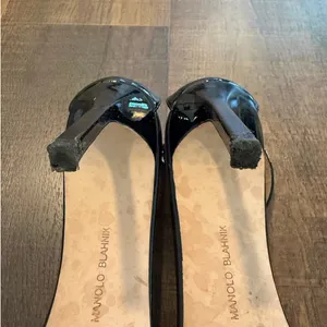 Manolo Blahnik Patent Leather Ankle Strap Heels Size 39.5 Black thumbnail 12