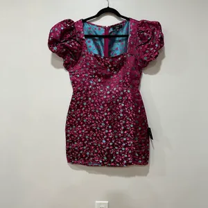 Lulus Always Decadent Magenta Floral Brocade Puff Sleeve Mini Dress Size Medium thumbnail 4