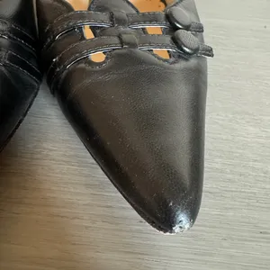 Oscar de la Renta Black Leather Shoes Size 8.5 Dressy Casual Heels Pumps‎ Office thumbnail 2