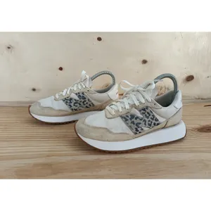 Authentic New Balance 237 Sea Salt Leopard Women Sneakers – Slightly Used thumbnail 2