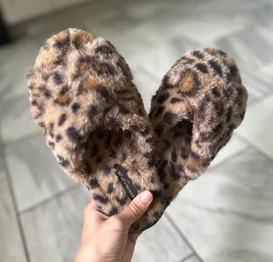 Fuzzy Slippers thumbnail 1