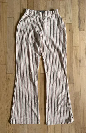 Urban Outfitters thumbnail 1