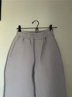 Comfrt Travel Essentials Sweatpants Size Small Bark Beige Zipper Back Pocket thumbnail 10