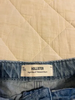 Hollister shorts  thumbnail 3