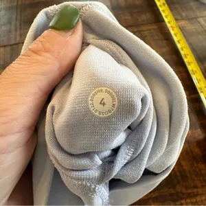 Lululemon Align High Rise 8” inseam shorts in Pastel Blue- Like New thumbnail 11
