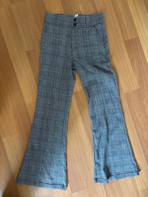 Halara Flare Pants thumbnail 1