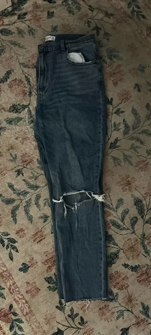 Abercrombie and Fitch The 90s Slim Straight Ultra High Rise thumbnail 1