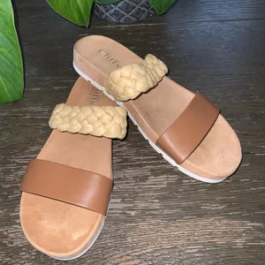 CLIFFS BY WHITE MOUNTAIN Women's Tonic Slide Sandal 7 Tan thumbnail 2