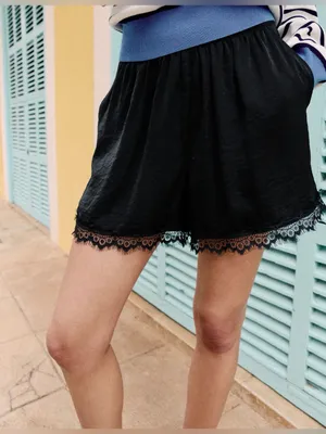 Nwt Zara Lace Trim Satin Shorts Size Xs thumbnail 1