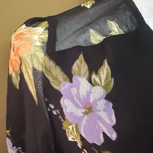 Urban Outfitters Sheer Sleeve Black Floral Dress size XS thumbnail 5
