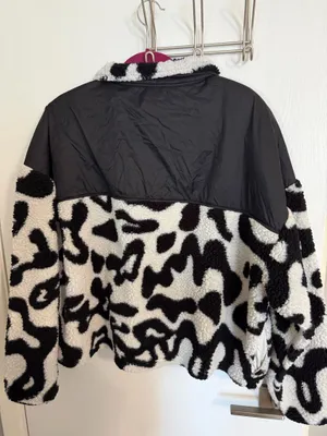 Grayson Threads Black and White Fleece Pullover thumbnail 3