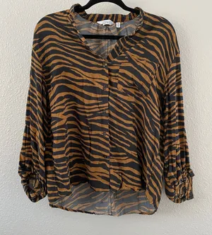 & Other Stories Zebra Print Blouse Size 2 Oversized Boho Chic Animal Print thumbnail 1