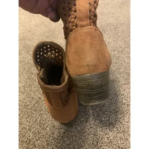 Mudd Ankle Boots Womens 8 Brown Good Woven Faux Suede Pointed Toe Stacked Heel thumbnail 5