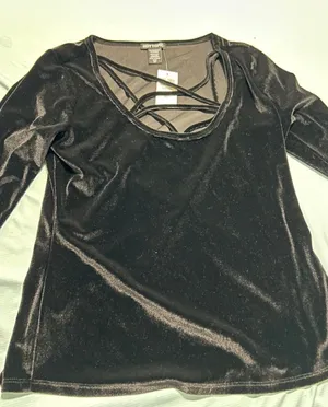 Hot Topic Blouse  thumbnail 1