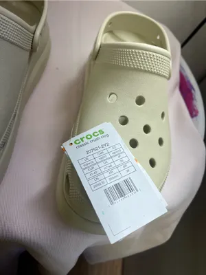 CROCS Classic Platform Clogs in Light Cream thumbnail 5