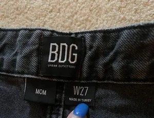 Urban Outfitters Straight Leg Mom Jeans - Dark Grey thumbnail 5