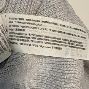 Hollister Light Gray Women's Cardigan Grandmacore thumbnail 3
