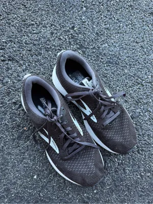 Brooks Revel Women’s Running Shoes Gray White Size 7 Medium B thumbnail 3