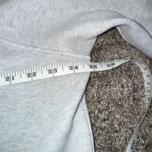 Lululemon Scuba Oversized Hoodie Womens M/L Grey Good Raglan Pullover Fleece thumbnail 4