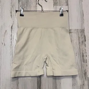 Off White Cream Seamless Ribbed Biker Shorts Womens Size Small S Compression Wor thumbnail 1