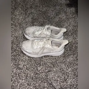 Women’s Hoka Clifton 9 thumbnail 3