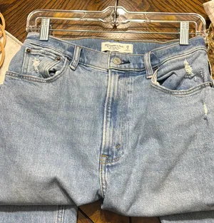 Abercrombie High Rise Flare Jeans thumbnail 4