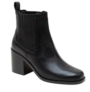 NWOT L.PAOLO Black Boots size 5M - store return see small nick on heel thumbnail 1