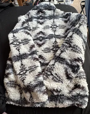 Home Free Fuzzy Pullover Multiple thumbnail 2