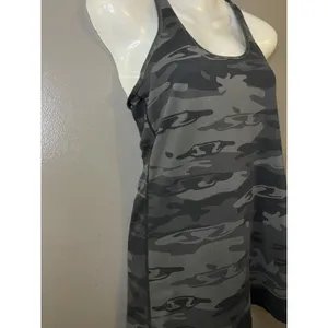 Lululemon Tank Top Womens Medium Gray Camo Racerback Relaxed Fit Yoga Athletic thumbnail 3