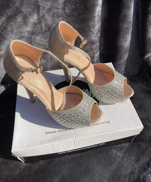 Rose Gold Bedazzled Heels Size 7.5 thumbnail 1