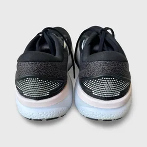 Brooks Ghost 16 Women’s 10.5 Black White Running Shoes Sneakers Athletic thumbnail 4