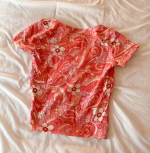 Hollister Pink Floral Tie Front Baby Tee Size XS thumbnail 2
